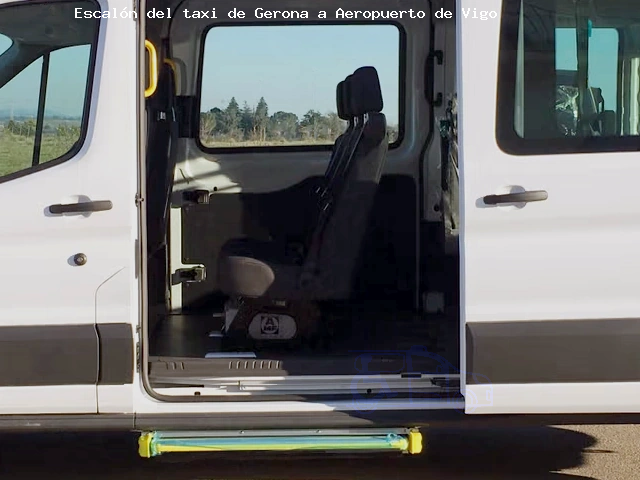 Taxi con escalón de Gerona a Aeropuerto de Vigo
